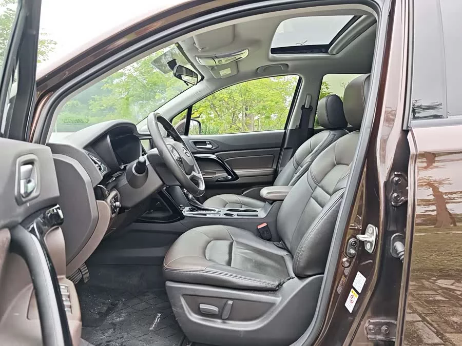 GAC Trumpchi GS4