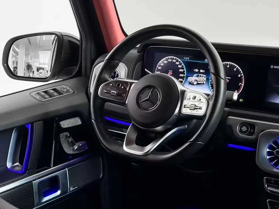 Mercedes Benz G-rated