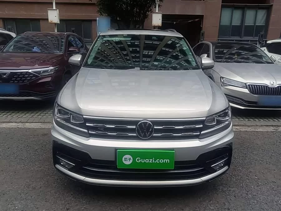 Volkswagen Tiguan L