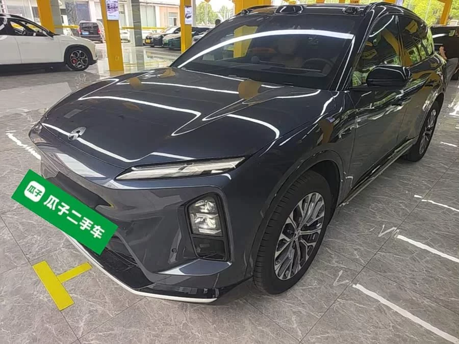 NIO ES6