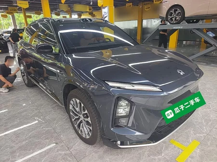 NIO ES6