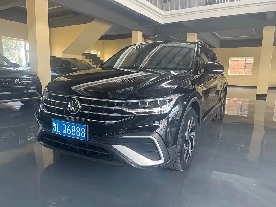Volkswagen Tiguan L