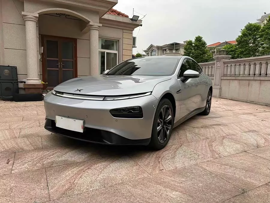 Xpeng P7