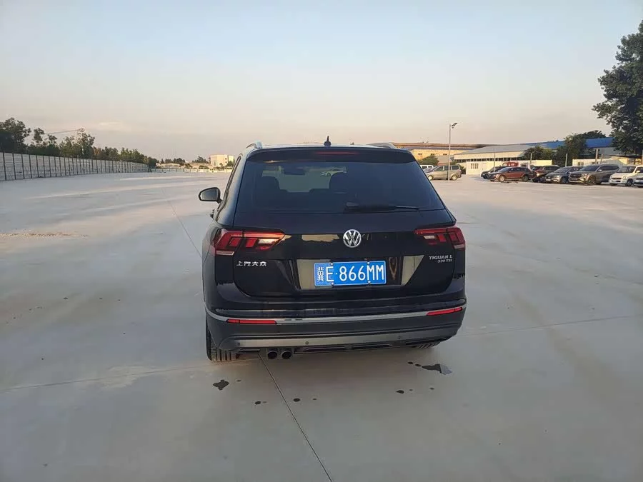 Volkswagen Tiguan L