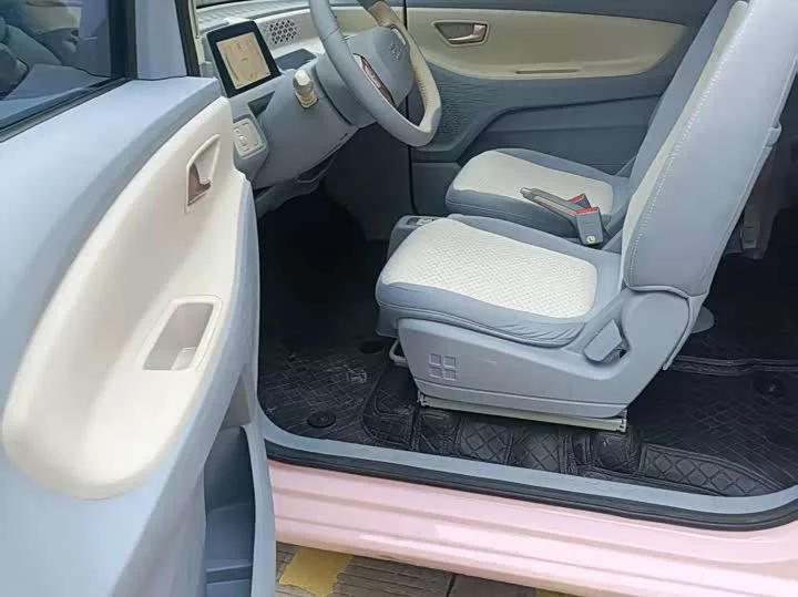Dongfeng Scenery MINIEV