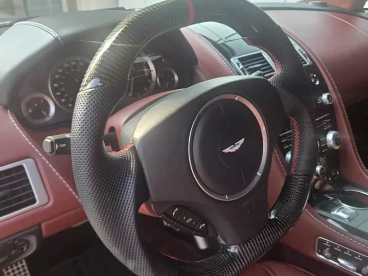 Aston Martin Rapide