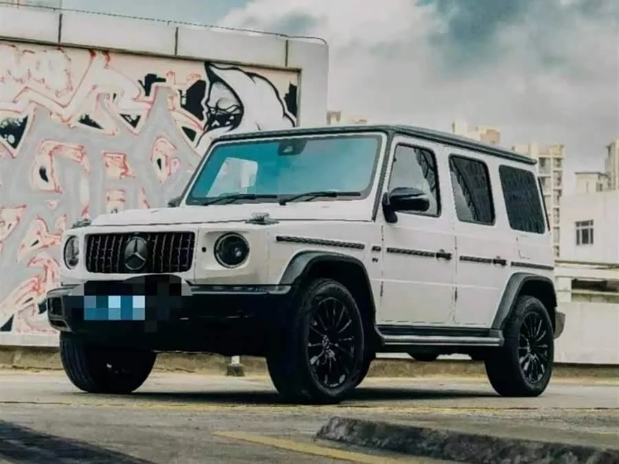 Mercedes Benz G-rated