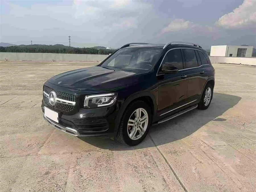 Mercedes Benz GLB
