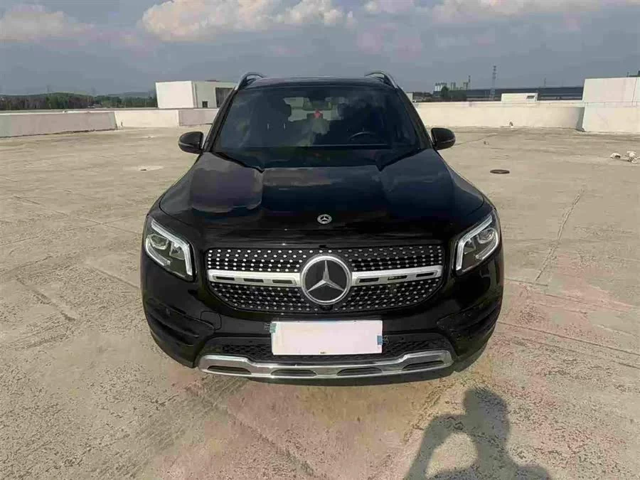 Mercedes Benz GLB