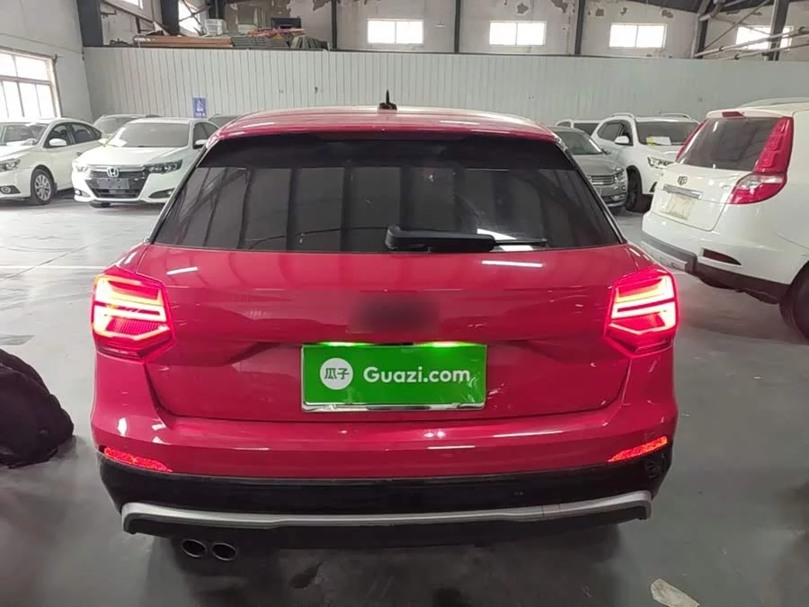 Audi Q2L