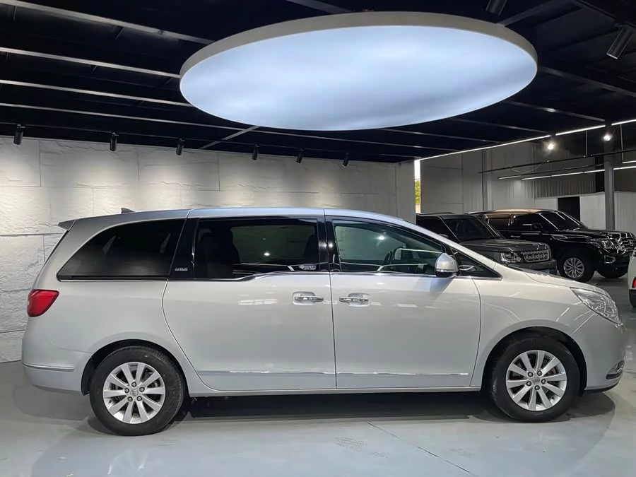 Buick GL8