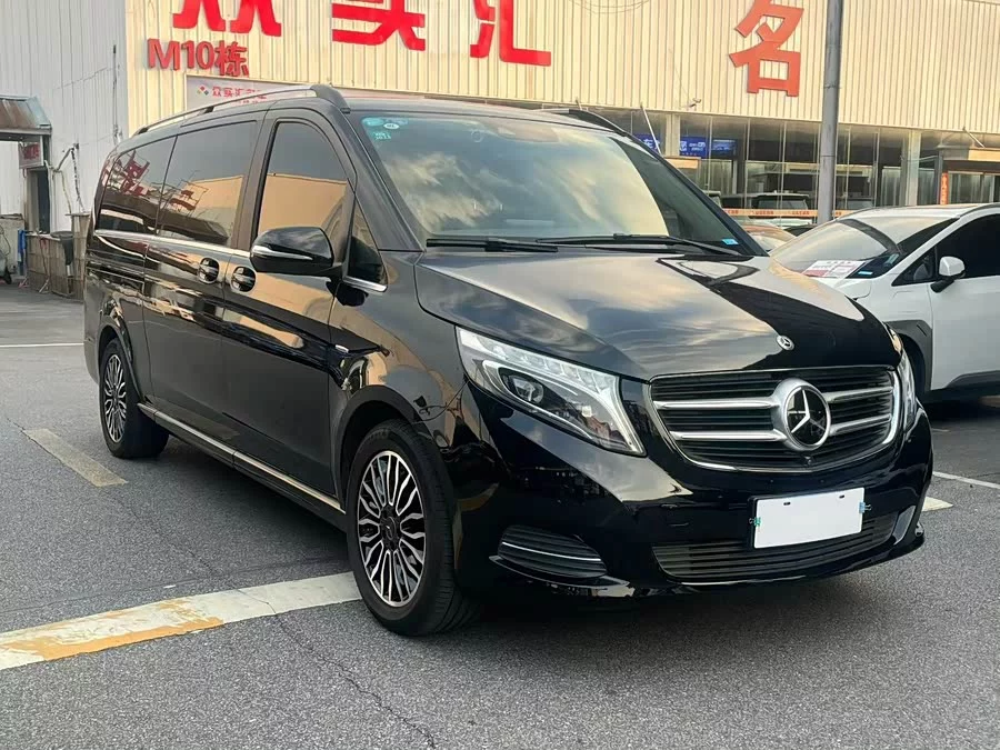 Mercedes Benz Class V