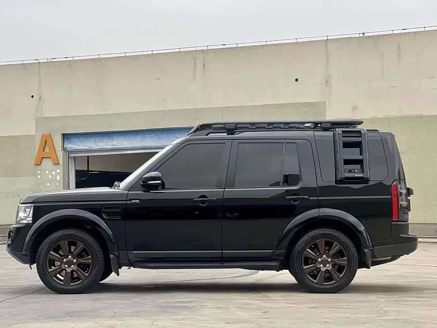 Land Rover finds