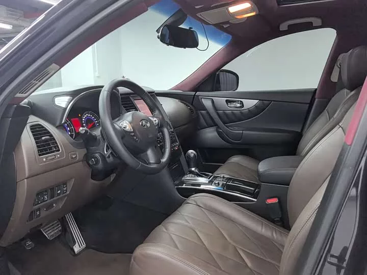 Infiniti FX
