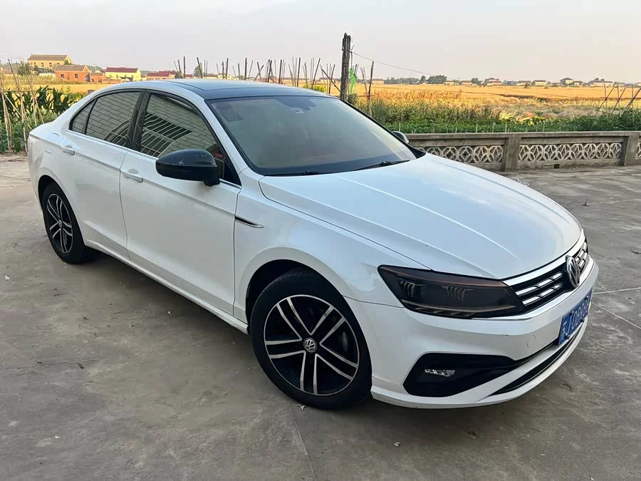 Volkswagen Lingdu
