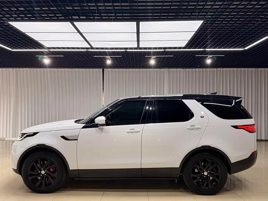 Land Rover finds