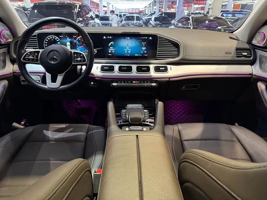Mercedes Benz GLS