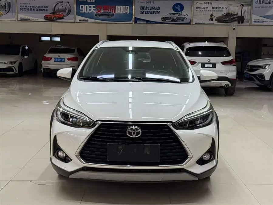 Toyota YARiS L