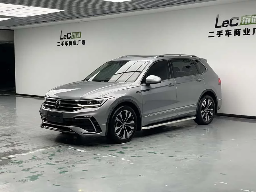 Volkswagen Tiguan L