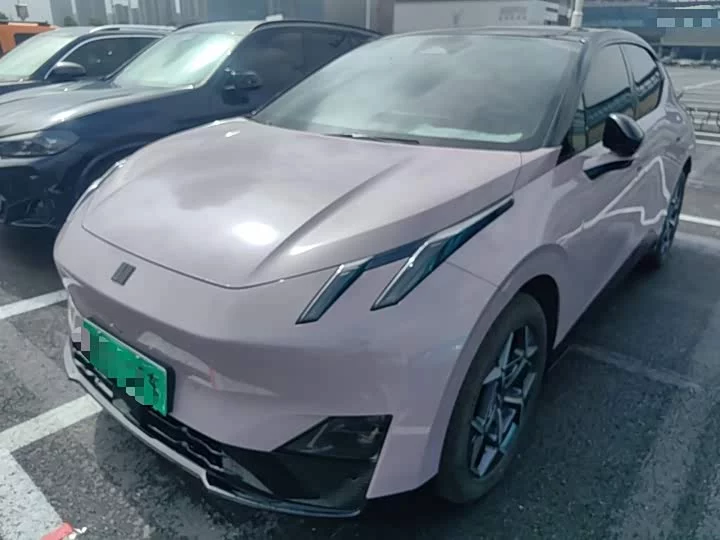Lynk & Co Z20