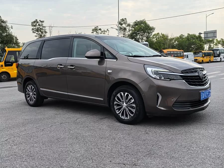 Buick GL8