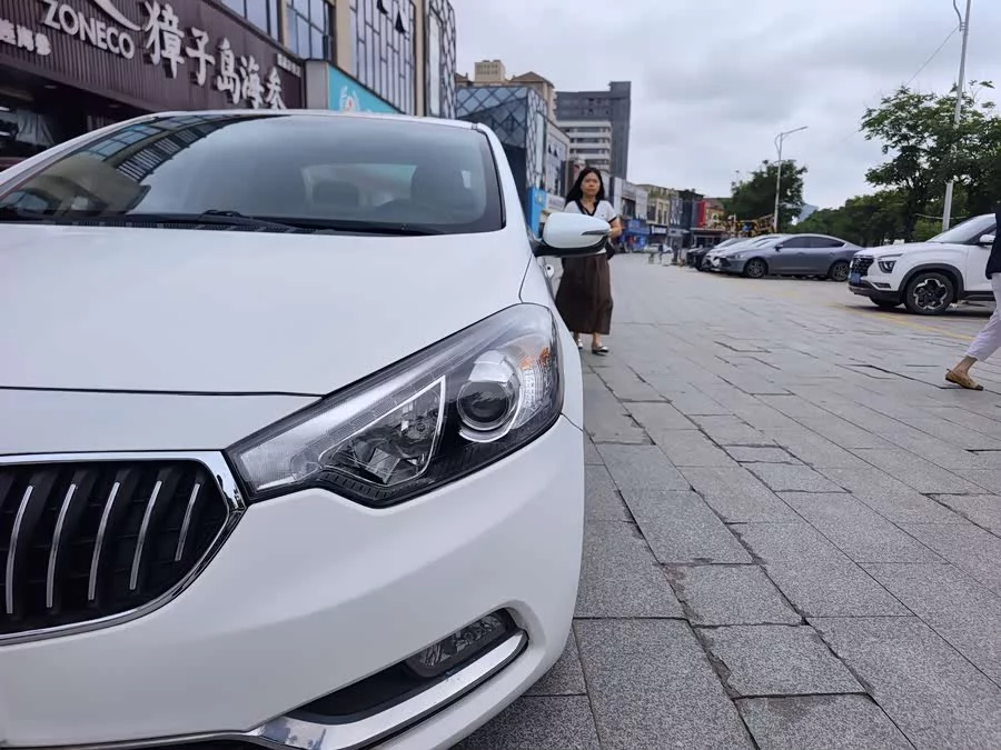 Kia K3