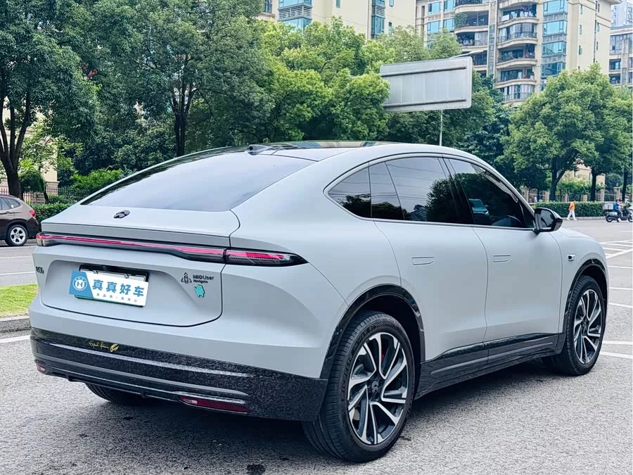 NIO EC6