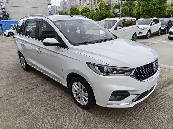 Baojun 360