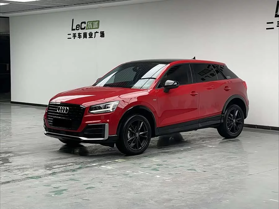 Audi Q2L