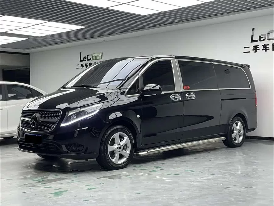 Mercedes Benz Vito