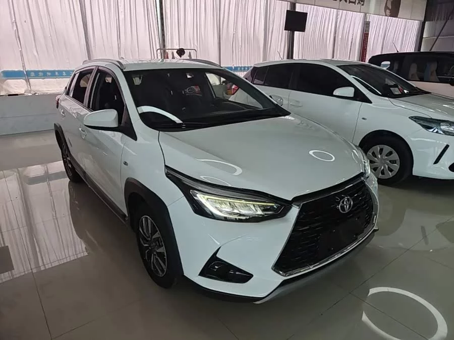 Toyota YARiS L