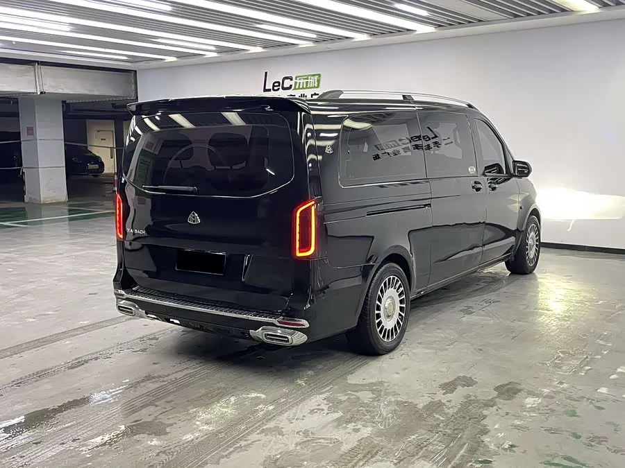 Mercedes Benz Vito
