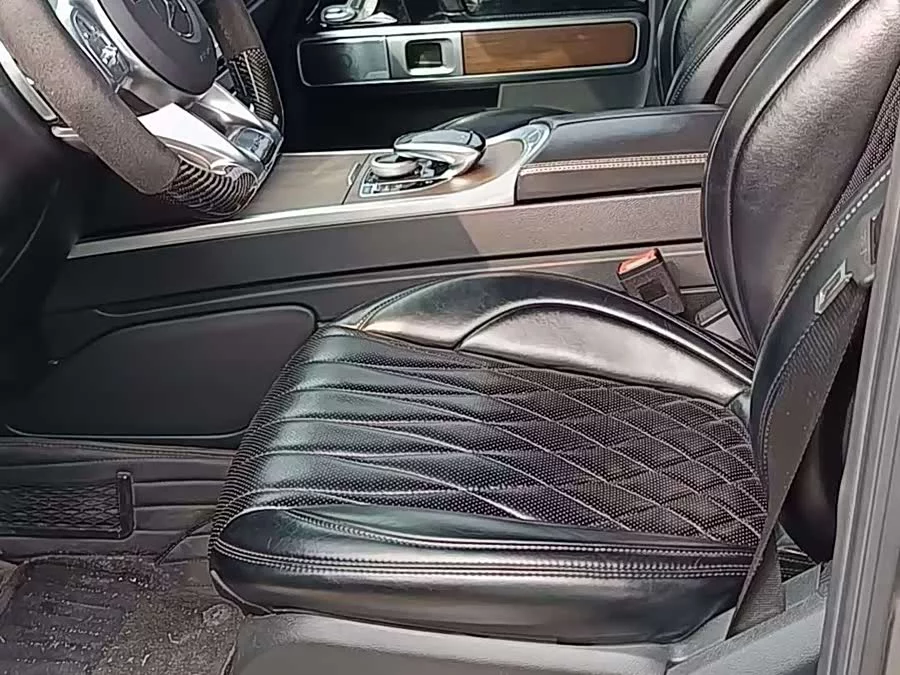 Mercedes Benz G-rated