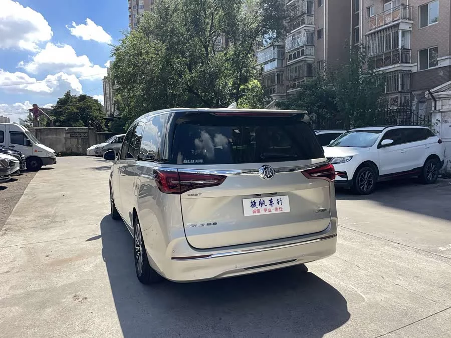Buick GL8