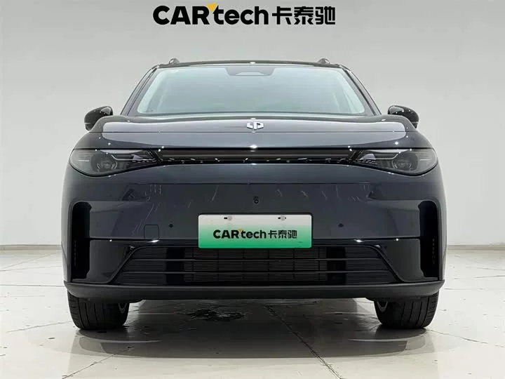 Leapmotor C16