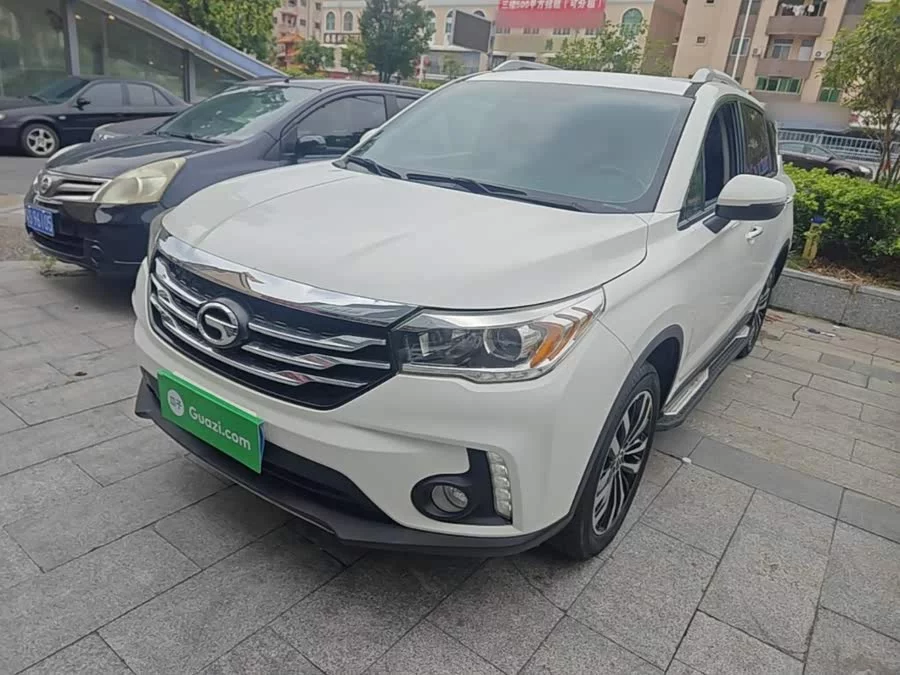 GAC Trumpchi GS4