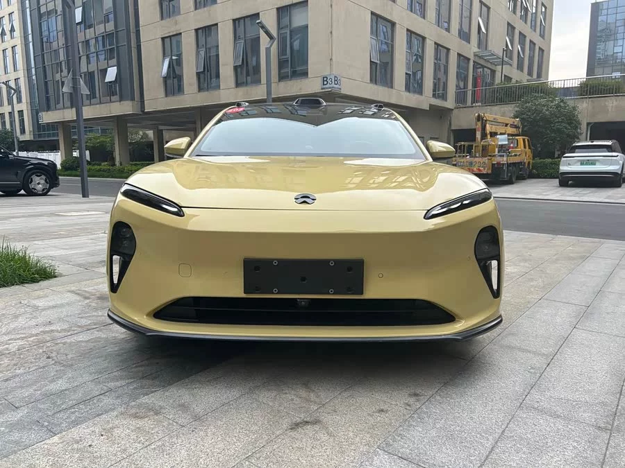 NIO ET5T