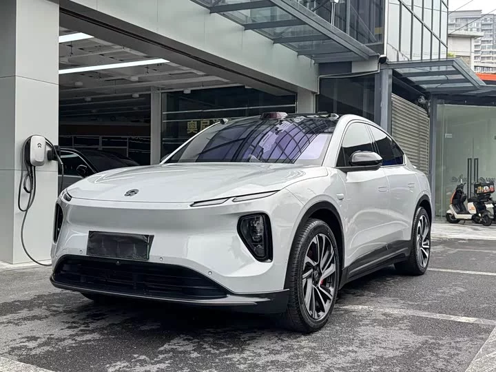 NIO EC6