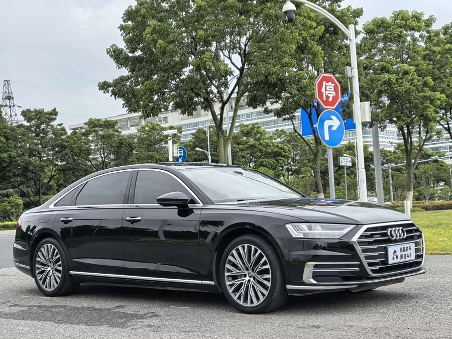 Audi A8