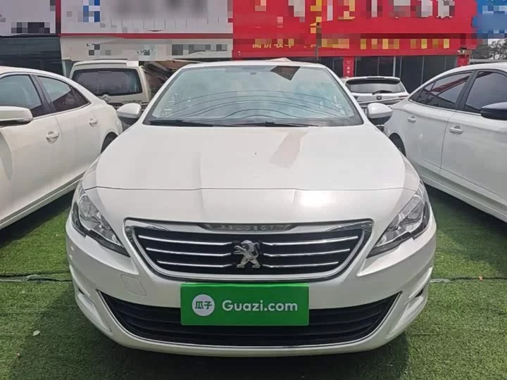 Peugeot 408