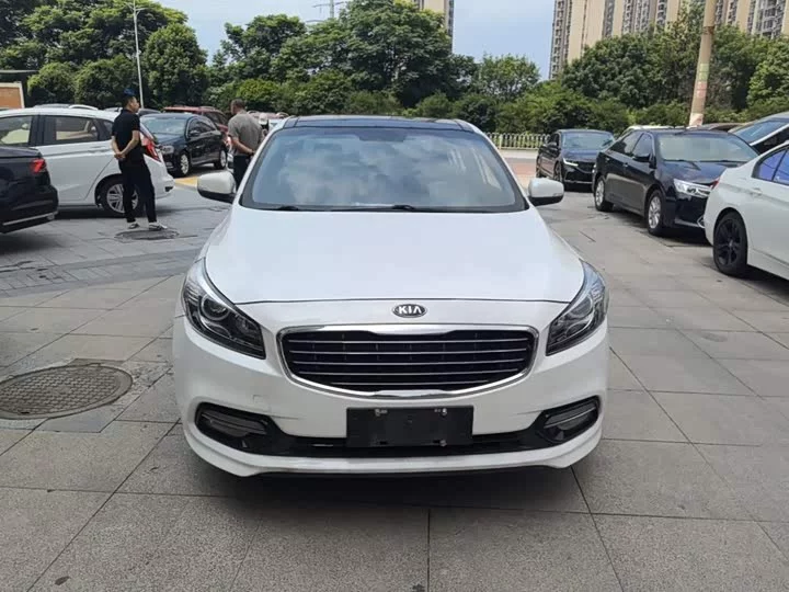 kia K4