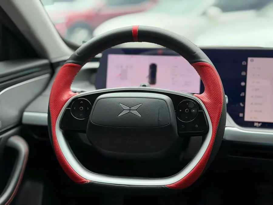 Xpeng P7