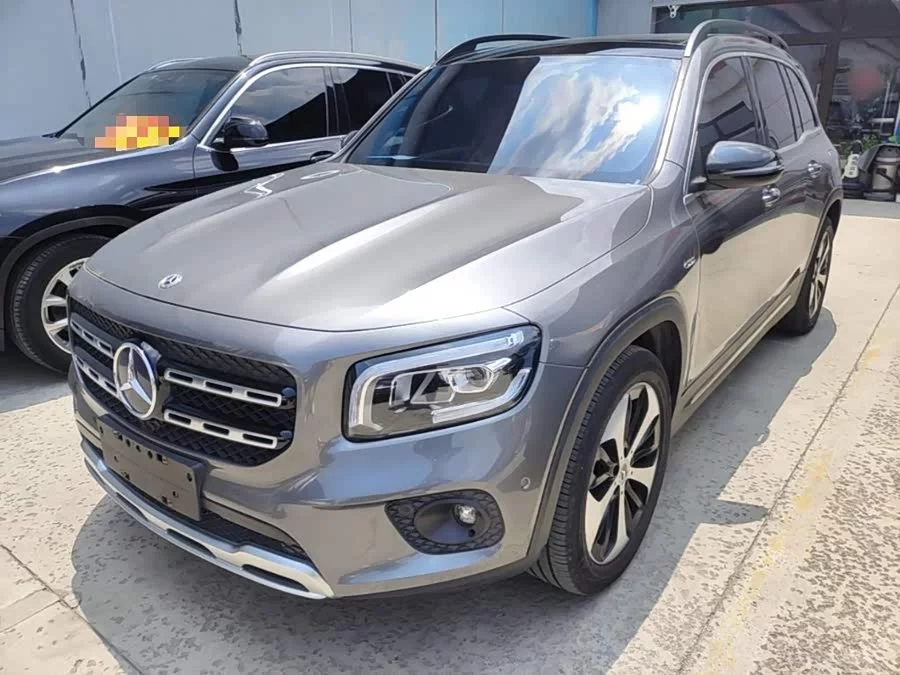 Mercedes Benz GLB