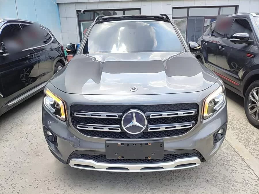 Mercedes Benz GLB