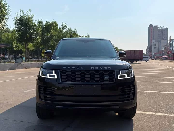 Land Rover range rover