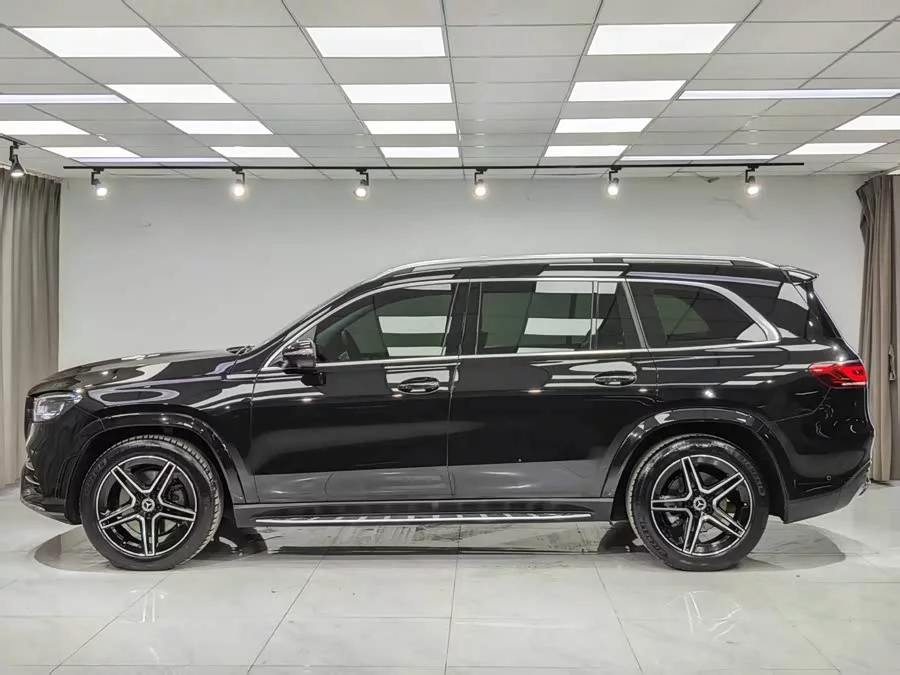 Mercedes Benz GLS