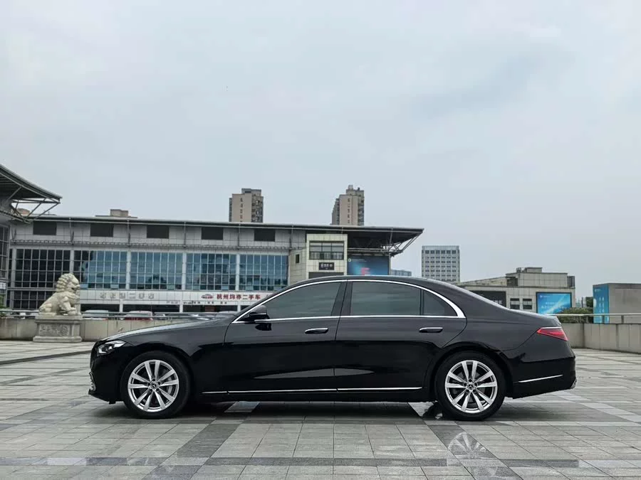 Mercedes Benz S class