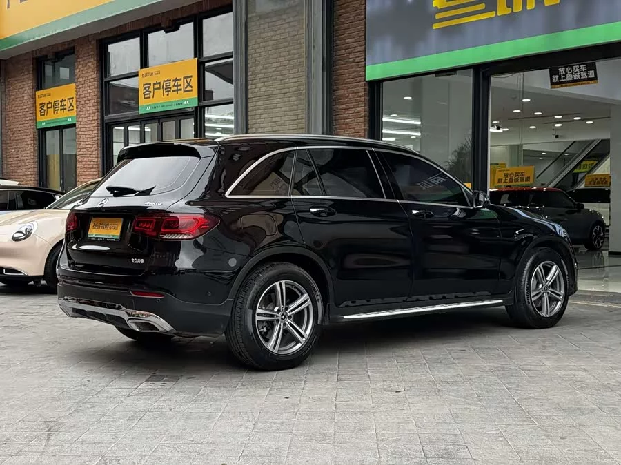 Mercedes Benz GLC