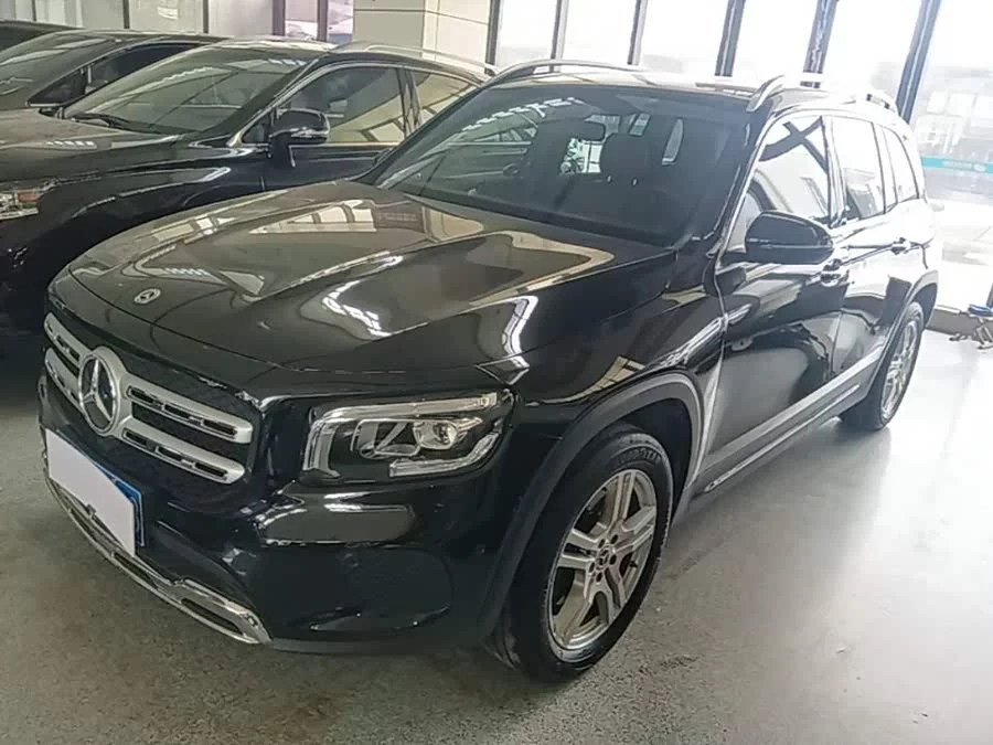 Mercedes Benz GLB