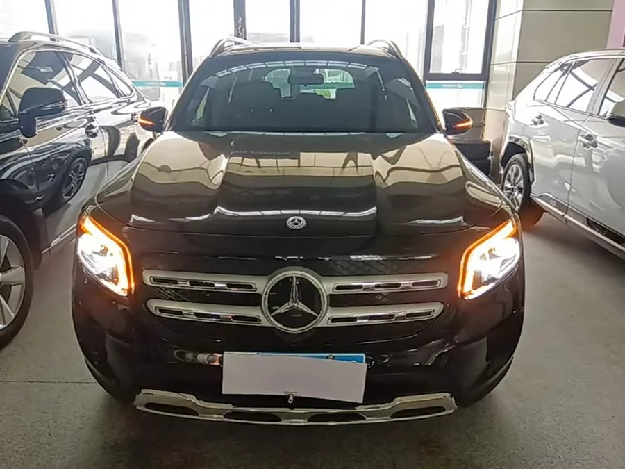 Mercedes Benz GLB